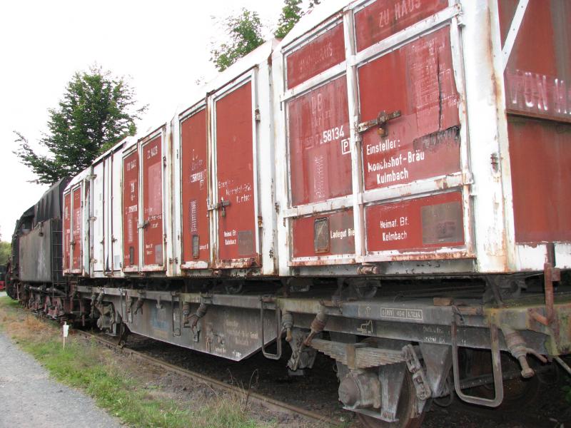 Die Behältertragwagen