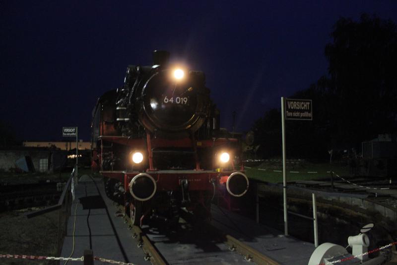 Die 64er macht auch in der Nacht eine gute Figur
